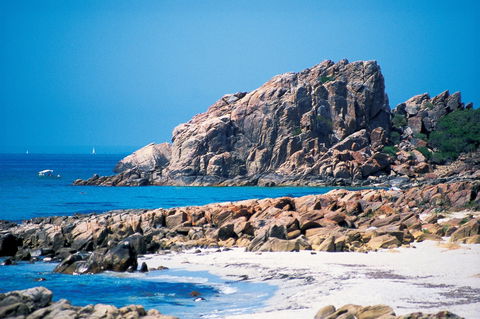 Castle Bay - Accommodation VIC 1