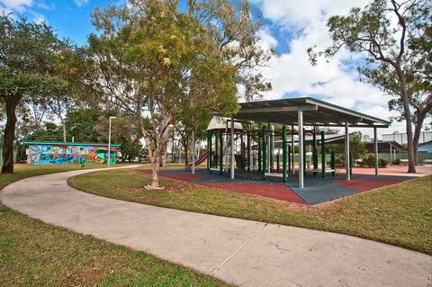 Grosvenor Park In Moranbah - Accommodation VIC 0