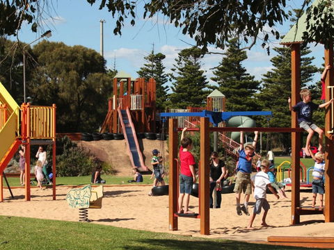 Lake Pertobe - Accommodation VIC 0