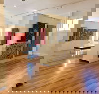 Yaama Ganu Gallery Moree - Accommodation VIC