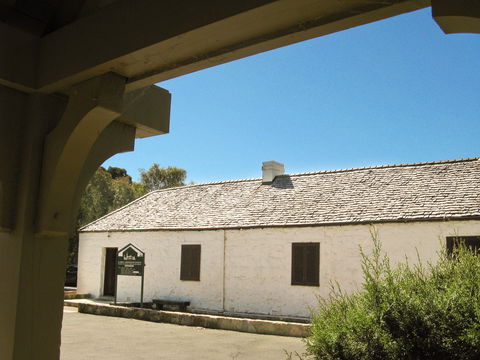 St John's Schoolhouse Museum - Accommodation VIC 1