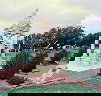 Weeping Mother Memorial - Accommodation VIC