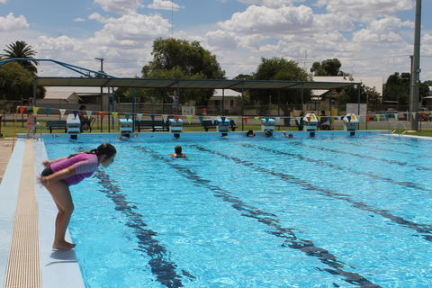 John Houston Memorial Pool: Olympic Pool Complex - Accommodation VIC 0