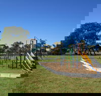 McAndrew Park - Accommodation VIC