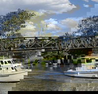 Sale - Accommodation VIC