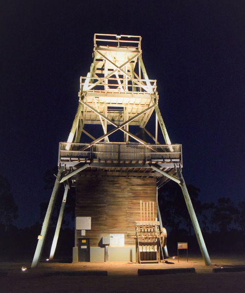 True Blue Poppet Head - Cooinda Park - Accommodation VIC 0