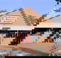 Yulara - Accommodation VIC