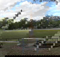 Apple Tree Creek War Memorial - Accommodation VIC