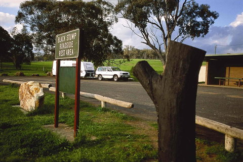 Black Stump Rest Area - Accommodation VIC 0