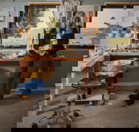 Campo de Flori - Boutique Artisan Ceramic Studio - Accommodation VIC