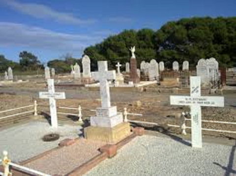 Historic Clan Ranald Shipwreck Graves - Accommodation VIC 0