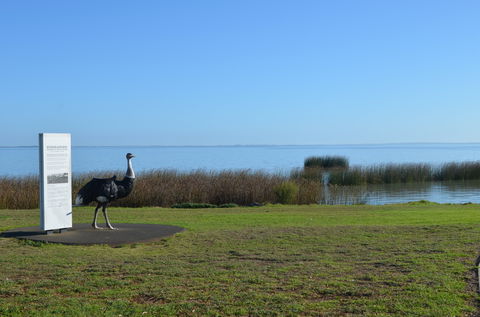 Meningie Walking And Cycling Trails - Accommodation VIC 2