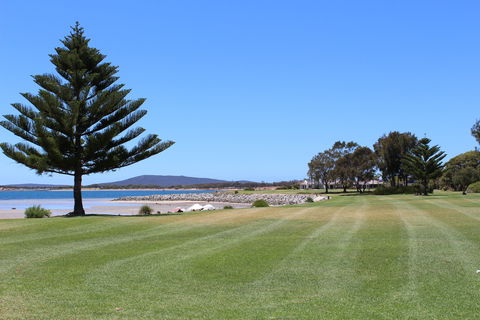 North Point Reserve (Mundy's Mooring) Playground - Accommodation VIC 1