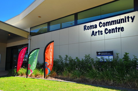 Roma On Bungil Art Gallery And The Walk Of Art - Accommodation VIC 0