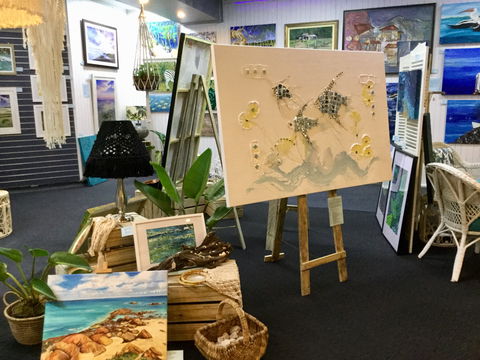 Straddievarious Gallery - Accommodation VIC 0