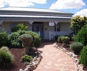 Absaloms Gallery - Accommodation VIC 1