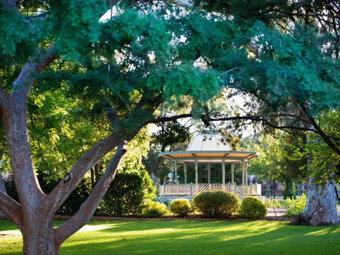 Robertson Park - Accommodation VIC 0