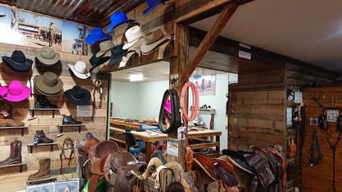 Simon Martin Whips & Leathercraft - Accommodation VIC 2