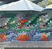 Howlong's Enchanted Hut - Accommodation VIC