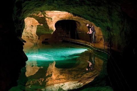 Jenolan Caves: Extended Temple Of Baal Cave Tour - Accommodation VIC 1