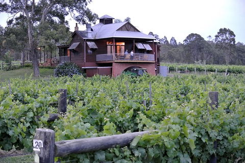 Six Hour - Plan Your Own Wine And Cheese Tour Hunter Valley - Accommodation VIC 11