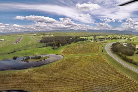 Private Helicopter Flight To Hunter Valley With A La Carte Lunch - For 2 - Accommodation VIC 5