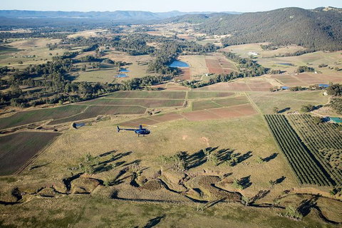 Private Helicopter Flight To Hunter Valley With A La Carte Lunch - For 2 - Accommodation VIC 2