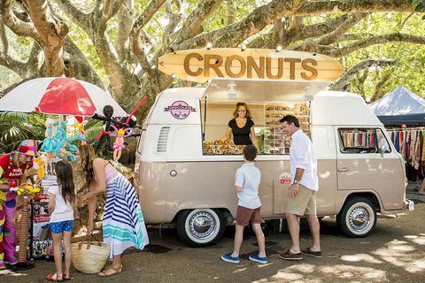 Sunshine Coast Eumundi Markets Return Minibus Transfer - Accommodation VIC 4