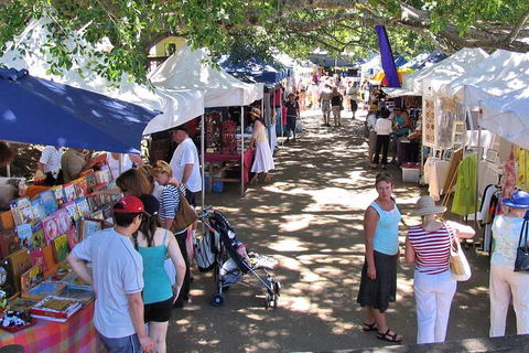 Sunshine Coast Eumundi Markets Return Minibus Transfer - Accommodation VIC 1