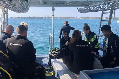Gold Coast Try-Scuba Experience At Wave Break Island - Accommodation VIC 1