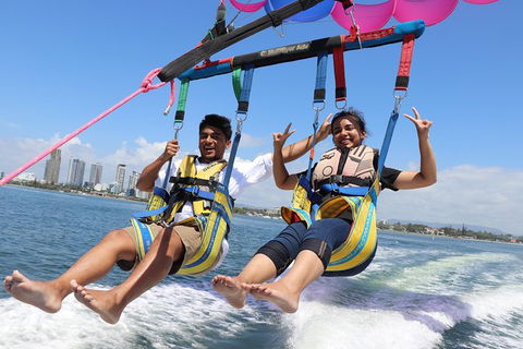 Gold Coast Tandem Parasail & V8 Jetboat Combo - 1 Location - Accommodation VIC 3
