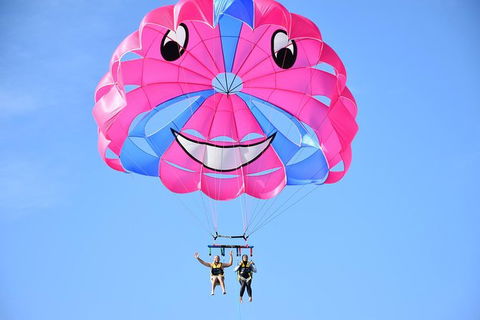 Gold Coast Tandem Parasail & V8 Jetboat Combo - 1 Location - Accommodation VIC 4