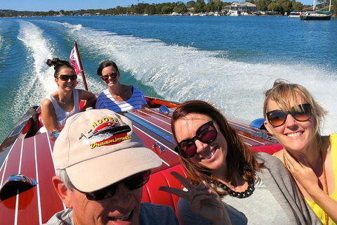 Noosa River Cruise For 3 To 4 People On A Classic Mahogany Speed Boat - 90 Min. - Accommodation VIC 1