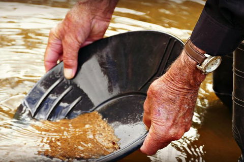 4-Day Australian Outback Tour From The Gold Coast To Sydney - Accommodation VIC 1