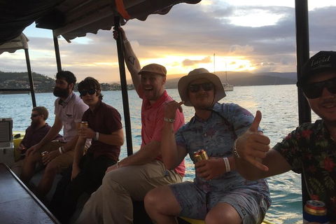 Airlie Beach Sunset Private Charter - Accommodation VIC 2