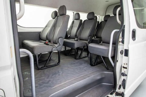 11 Seat Minibus | Sunshine Coast Airport Private Transfer - Accommodation VIC 1