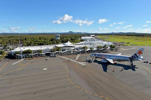 11 Seat Minibus | Sunshine Coast Airport Private Transfer - Accommodation VIC 4