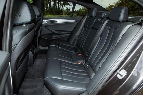 Arrival Private Transfer Melbourne Airport MEL To Melbourne City By Business Car - Accommodation VIC 3