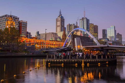 Melbourne Airport Transfers: Melbourne To Melbourne Airport MEL In Luxury Car - Accommodation VIC 6