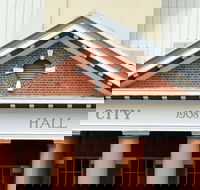 Maryborough City Hall - Accommodation VIC