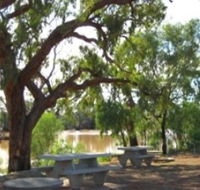 Allan Tannock Weir - Accommodation VIC