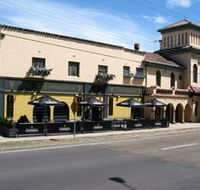 Ferntree Gully Hotel - Accommodation VIC