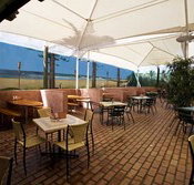 Kirra Beach Hotel - Accommodation VIC