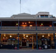 PJ O'Brien's Irish Pub - Accommodation VIC