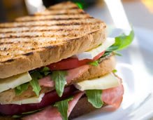 Ashley Hotel - Accommodation VIC 1