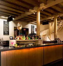 CBD Hotel - Accommodation VIC 1