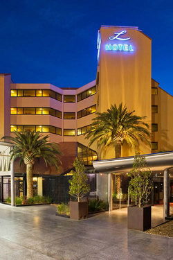 Lakes Resort Hotel - Accommodation VIC 2