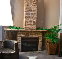 Madison Hotel Central - Accommodation VIC