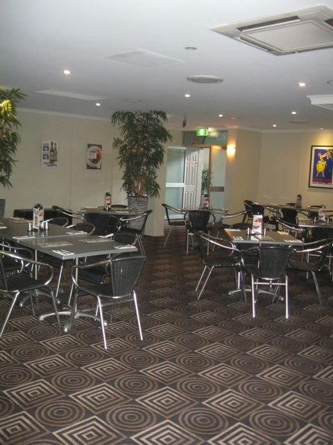 Cleveland Tavern - Accommodation VIC 6