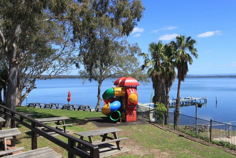 The Beachcomber Hotel - Accommodation VIC 2